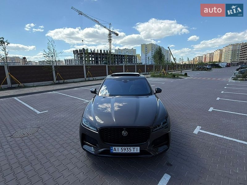 Внедорожник / Кроссовер Jaguar F-Pace 2021 в Киеве