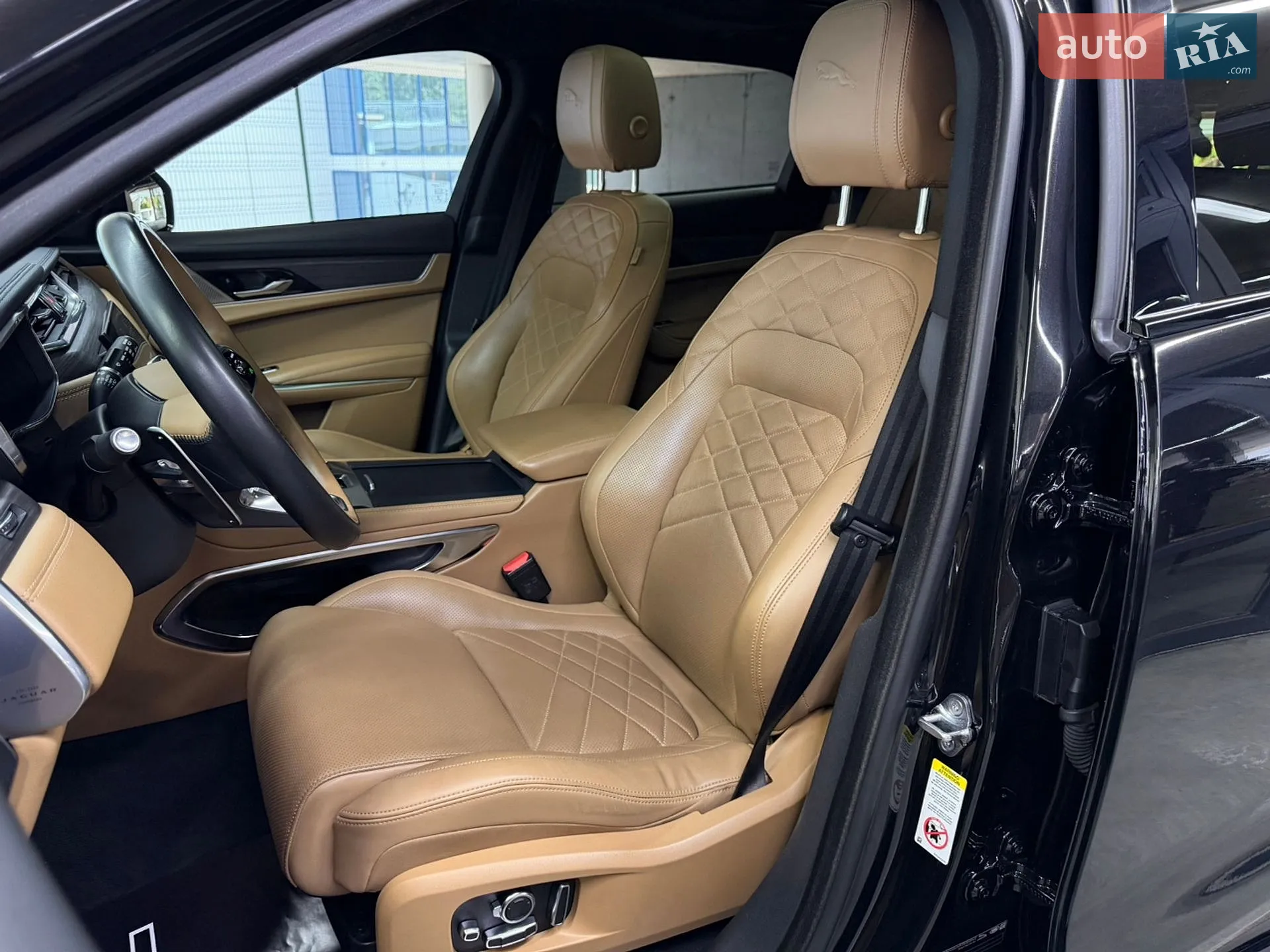 2022 Jaguar F-Pace - мініатюра 20
