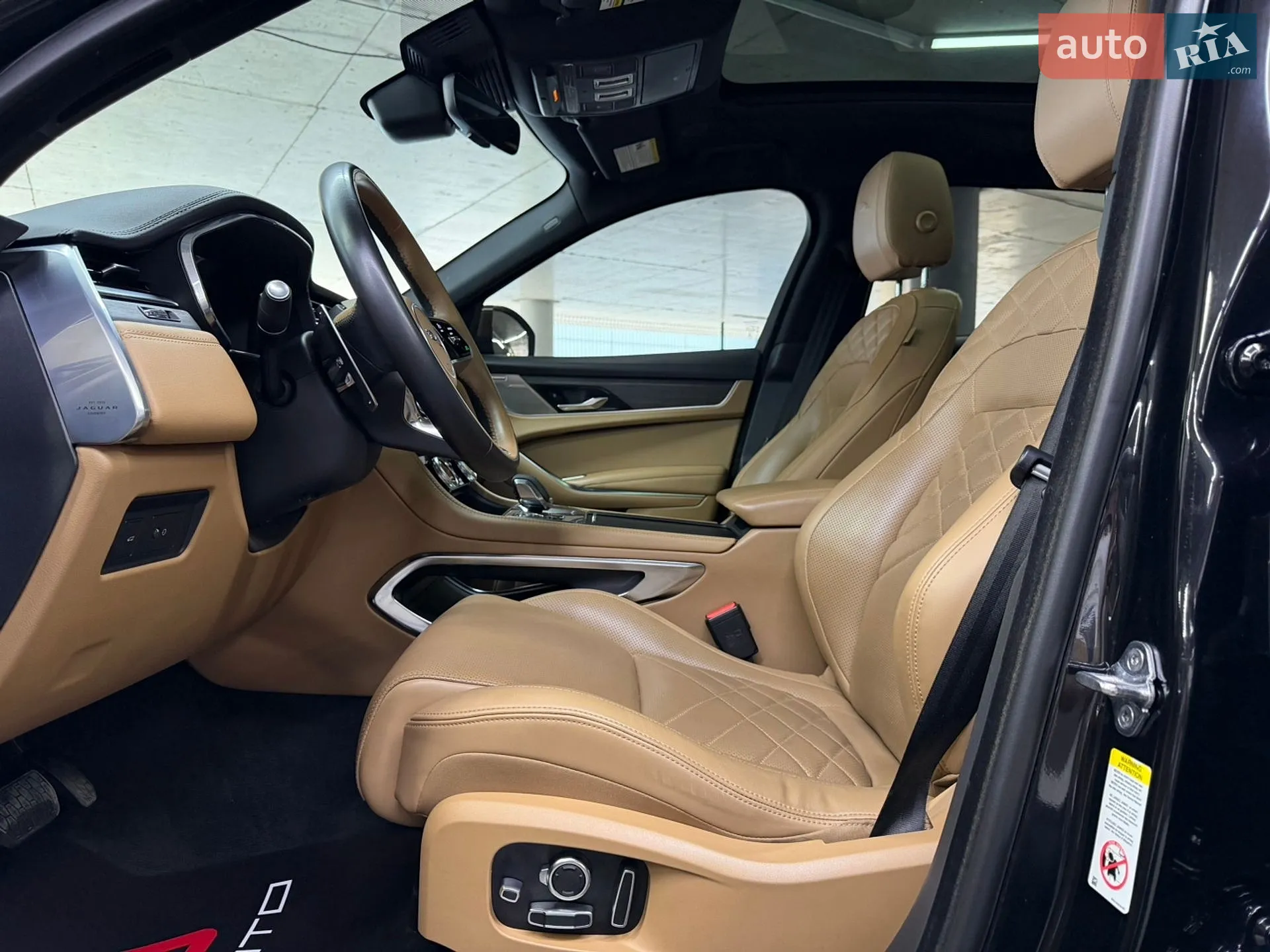 2022 Jaguar F-Pace - мініатюра 22