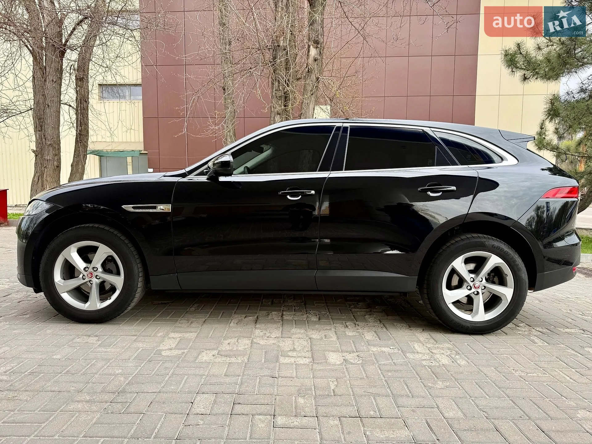 2020 Jaguar F-Pace - мініатюра 20