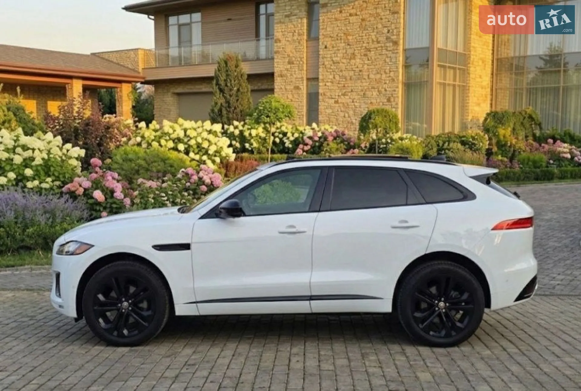 2023 Jaguar F-Pace - мініатюра 5