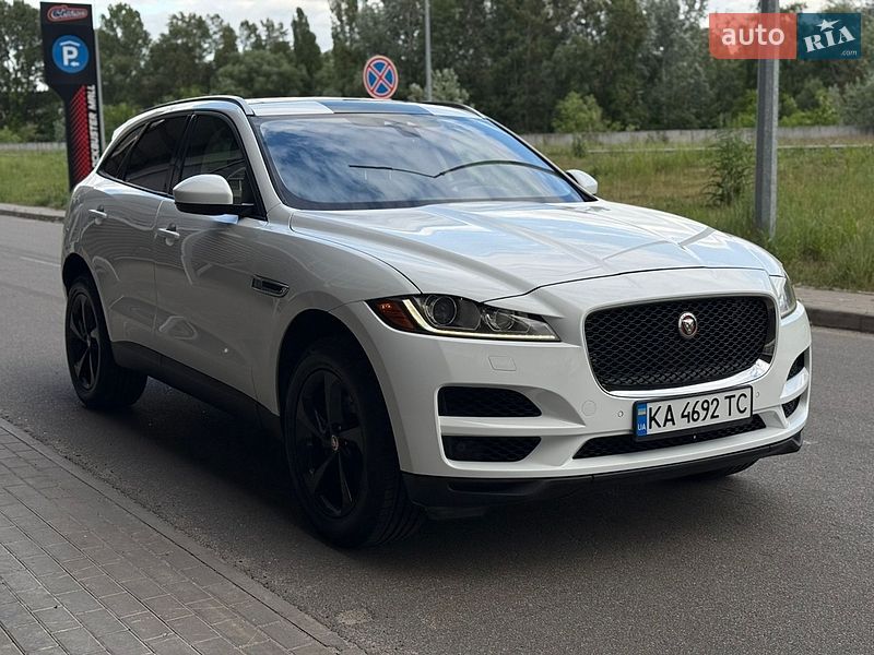 Внедорожник / Кроссовер Jaguar F-Pace 2017 в Киеве