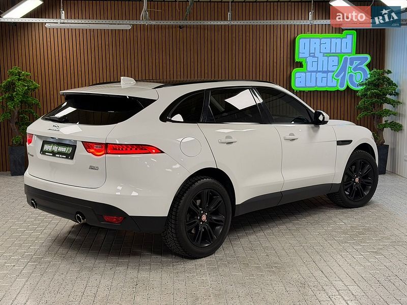 Внедорожник / Кроссовер Jaguar F-Pace 2016 в Киеве