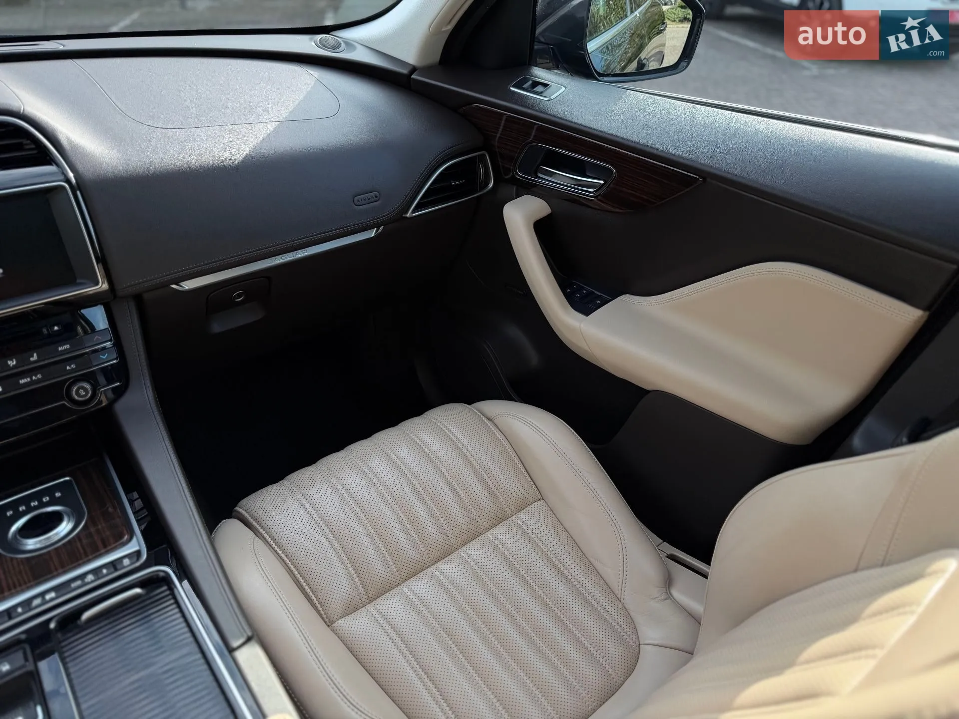 2017 Jaguar F-Pace - мініатюра 17