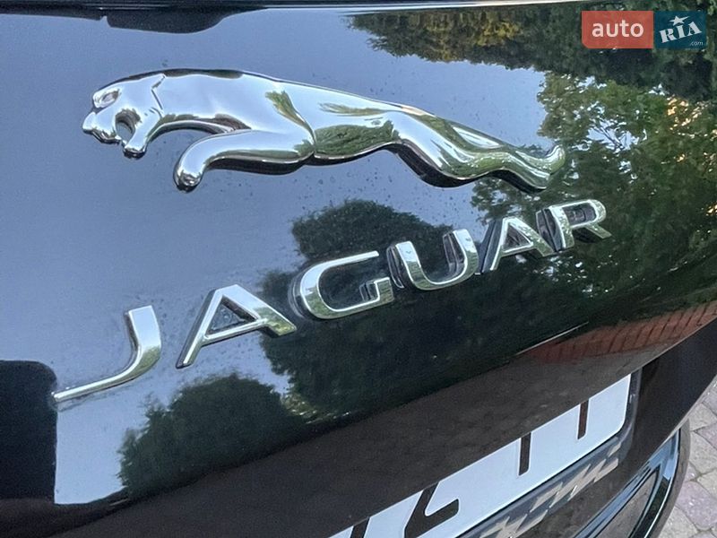 Внедорожник / Кроссовер Jaguar F-Pace 2016 в Хмельницком