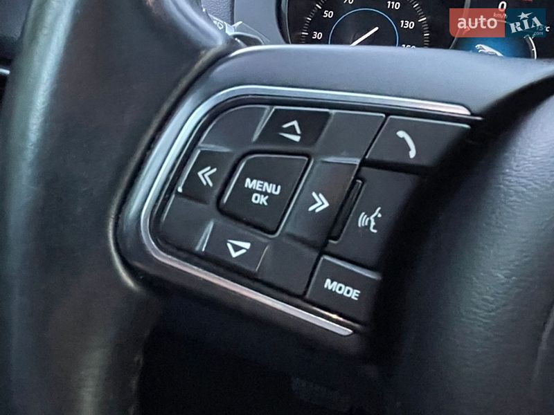 Внедорожник / Кроссовер Jaguar F-Pace 2016 в Хмельницком