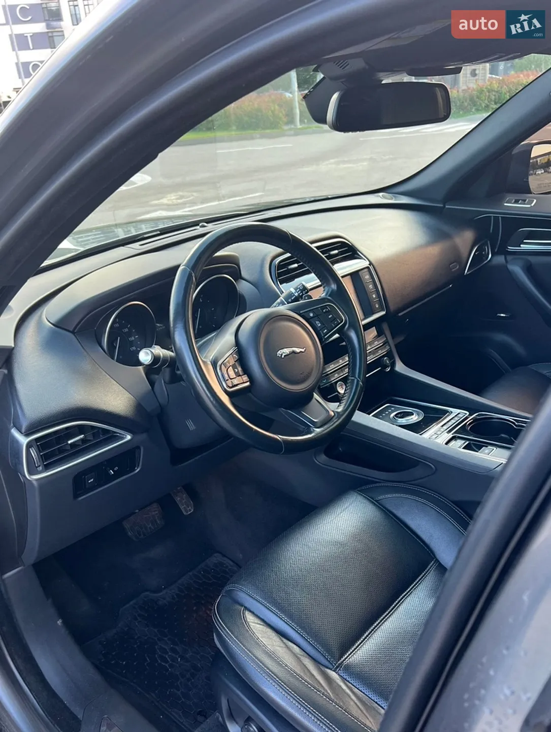 2016 Jaguar F-Pace - мініатюра 24
