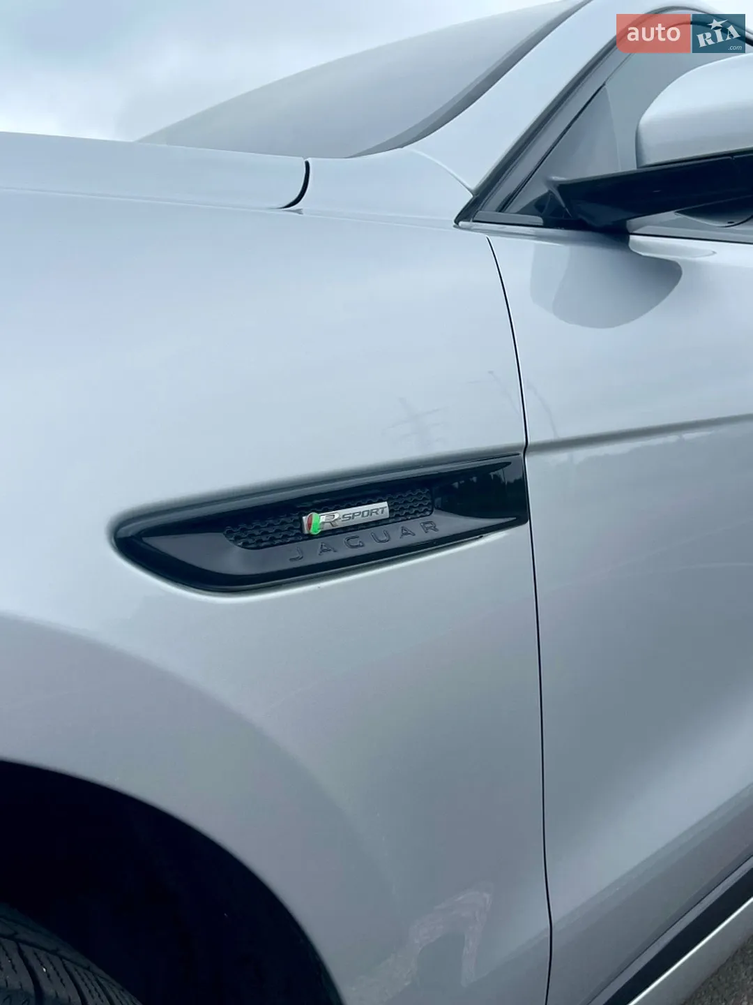 2017 Jaguar F-Pace - мініатюра 14