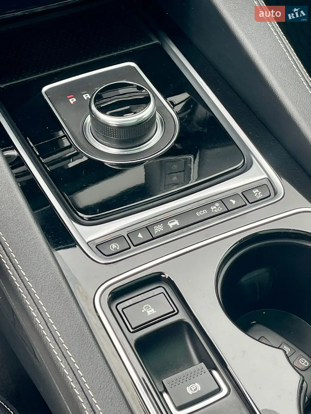 2017 Jaguar F-Pace - мініатюра 50