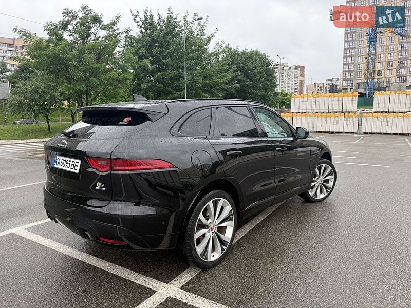 Позашляховик / Кросовер Jaguar F-Pace 2016 в Києві