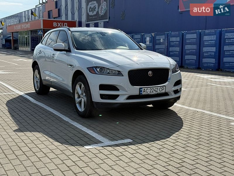 Jaguar F-Pace 2017