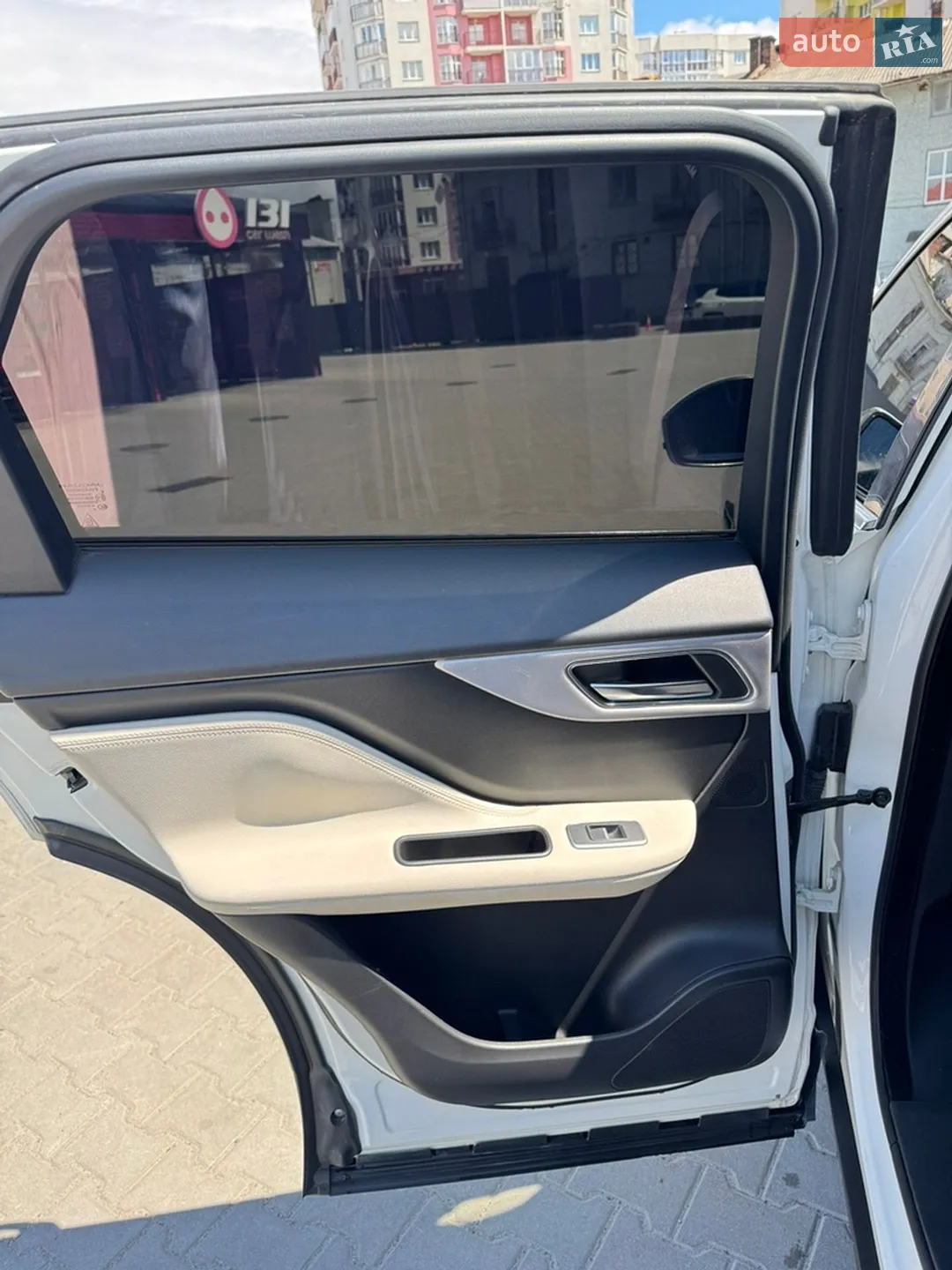 2016 Jaguar F-Pace - мініатюра 12