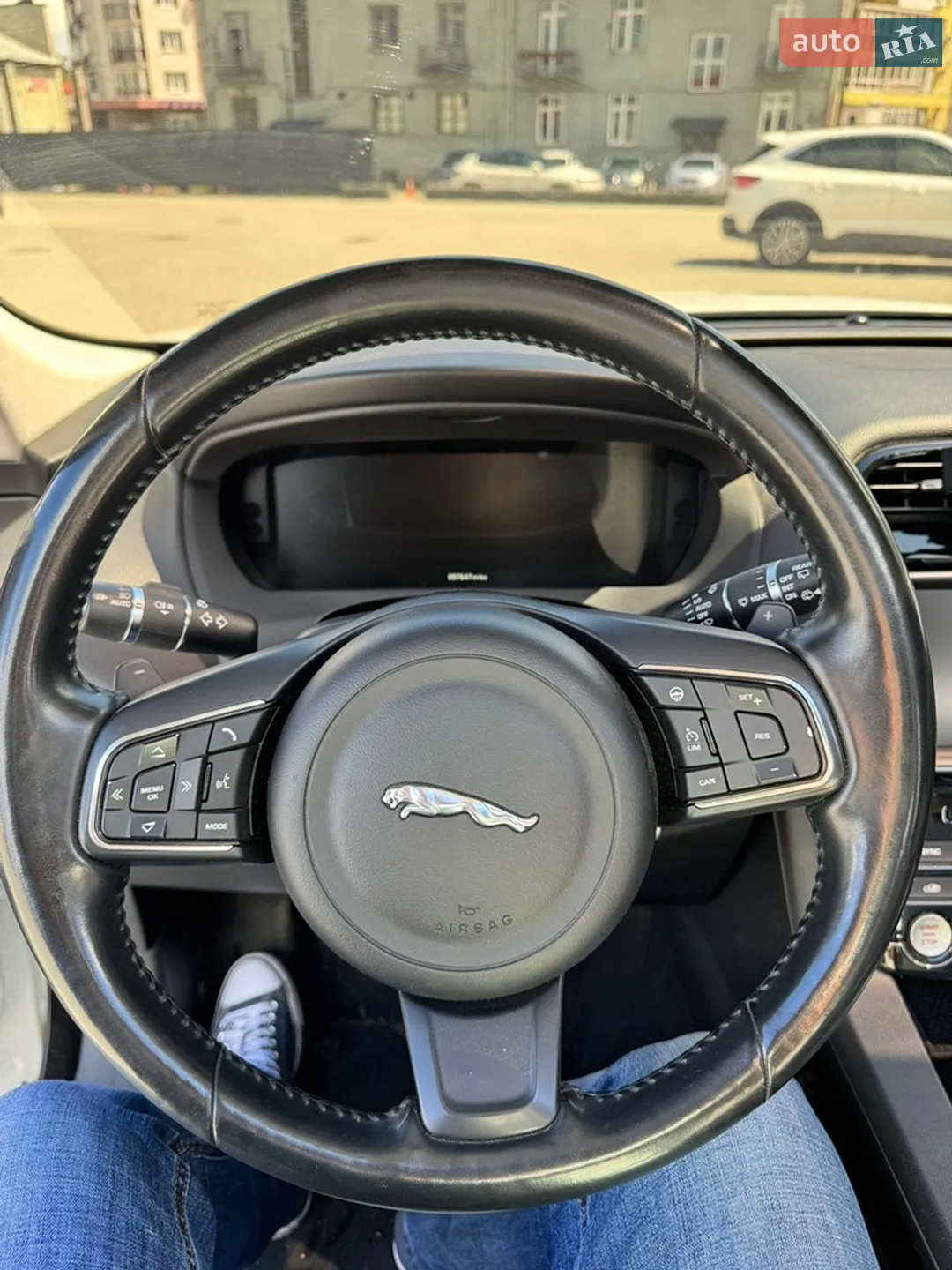 2016 Jaguar F-Pace - мініатюра 24