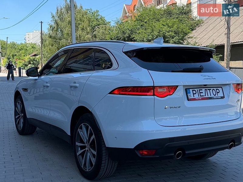 Внедорожник / Кроссовер Jaguar F-Pace 2018 в Черновцах
