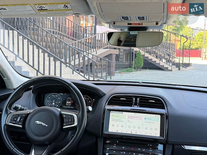 Внедорожник / Кроссовер Jaguar F-Pace 2018 в Черновцах