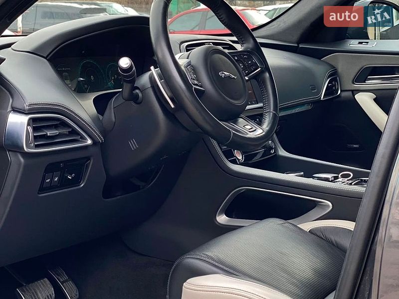 Внедорожник / Кроссовер Jaguar F-Pace 2018 в Львове