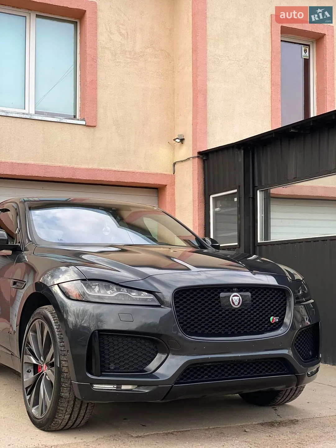 2018 Jaguar F-Pace - мініатюра 43