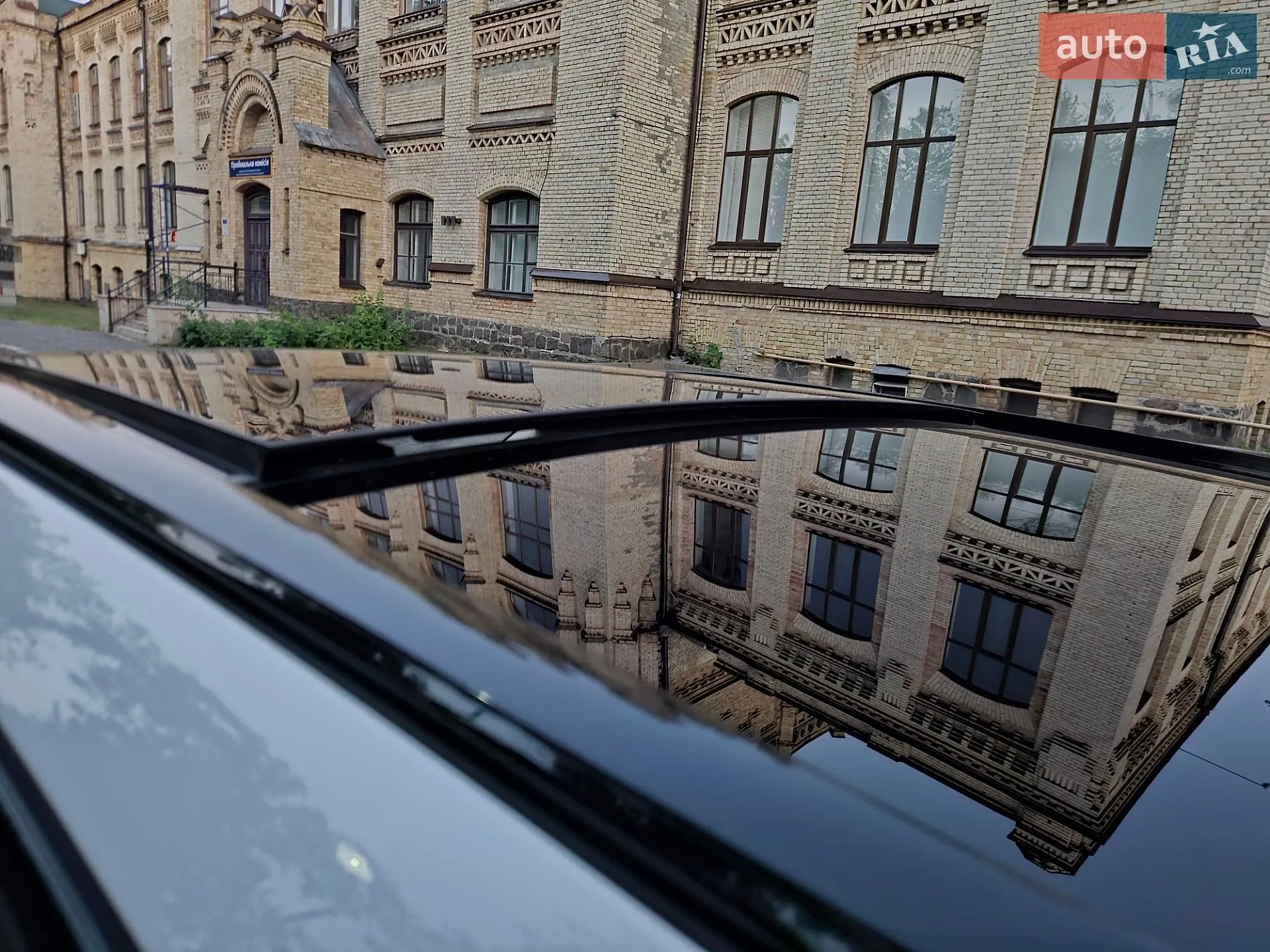 2017 Jaguar F-Pace - мініатюра 22