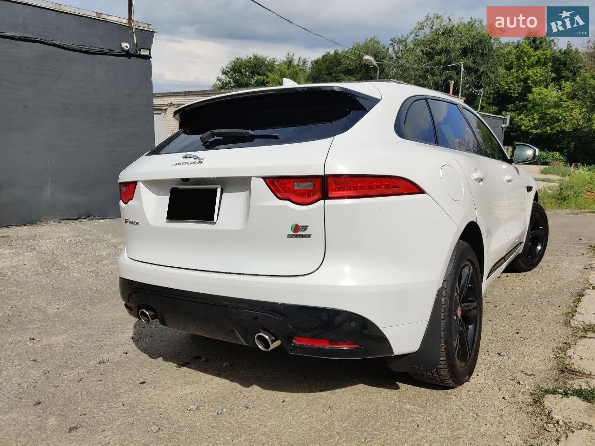 2016 Jaguar F-Pace - мініатюра 4