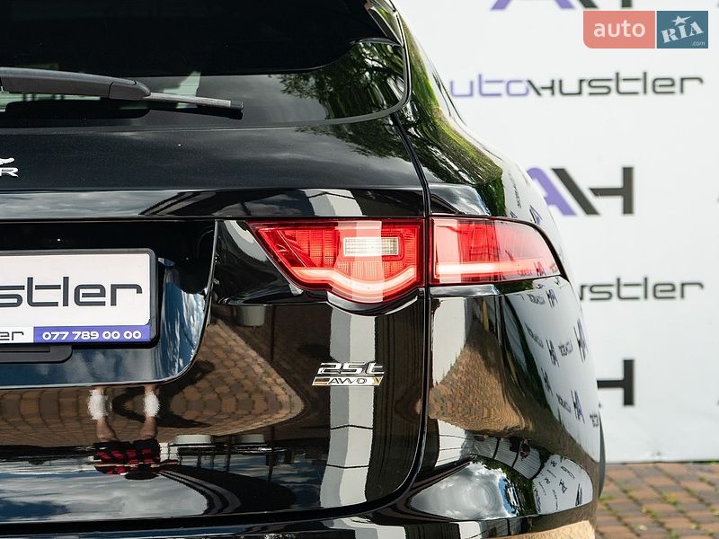 Внедорожник / Кроссовер Jaguar F-Pace 2019 в Киеве