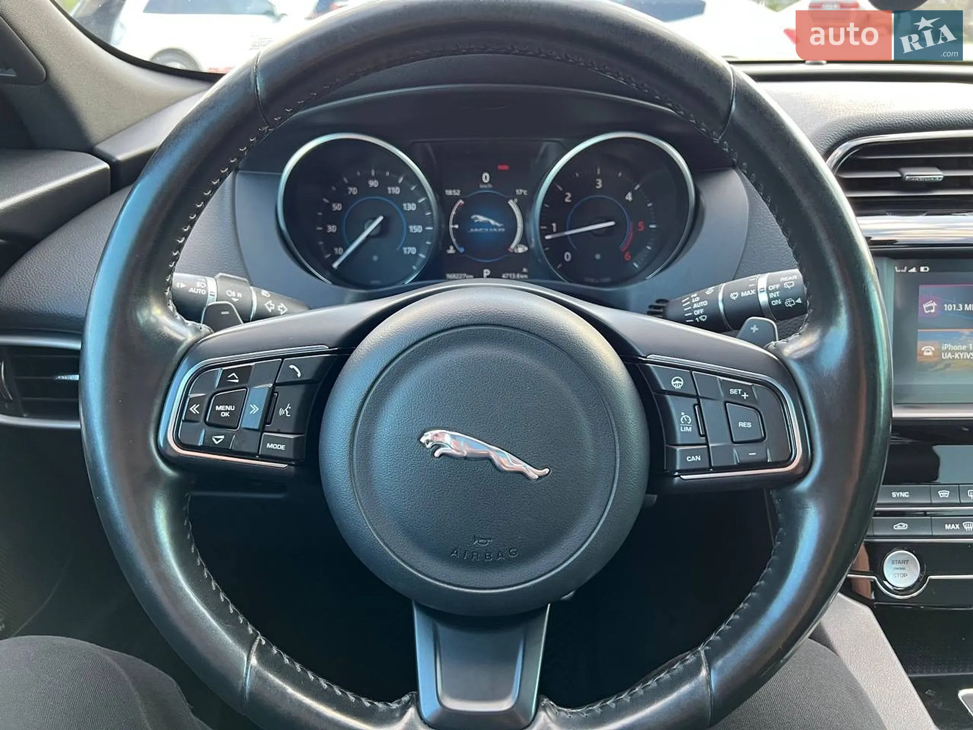 2016 Jaguar F-Pace - мініатюра 39
