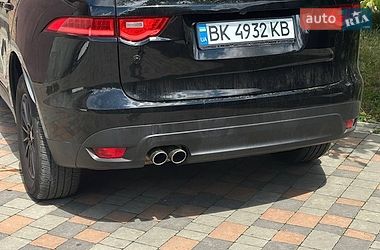 Внедорожник / Кроссовер Jaguar F-Pace 2016 в Ровно