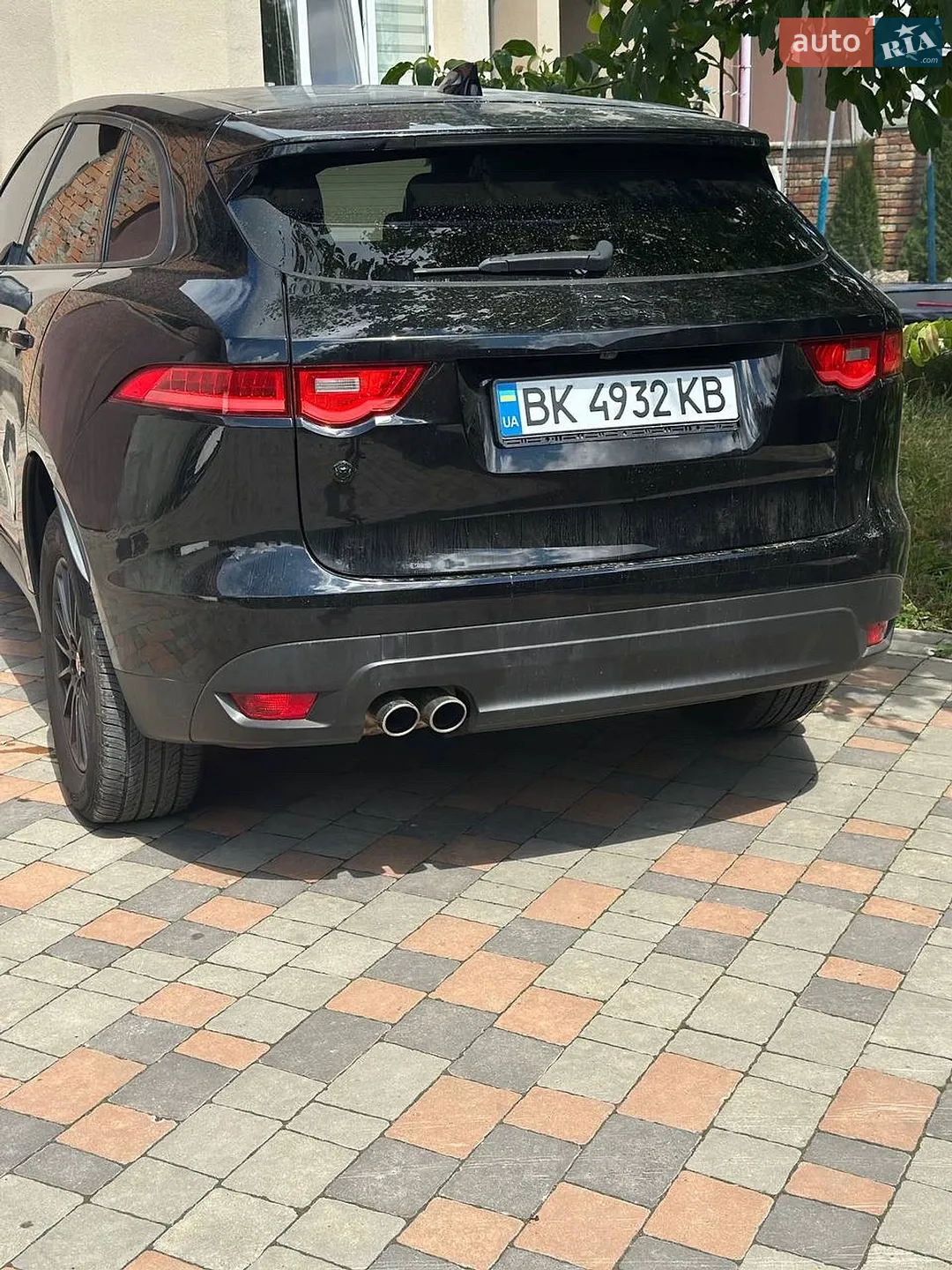 2016 Jaguar F-Pace - мініатюра 2