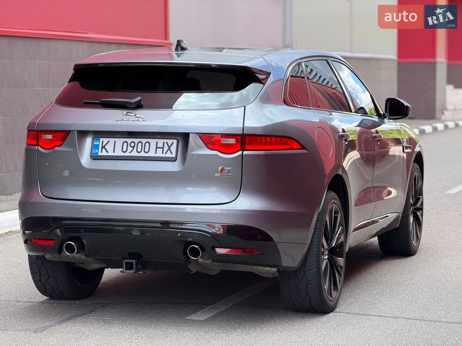 2019 Jaguar F-Pace - мініатюра 11