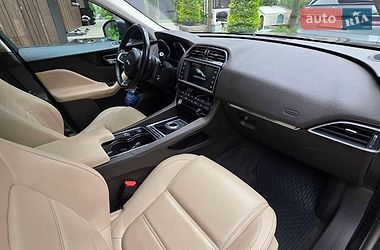 Позашляховик / Кросовер Jaguar F-Pace 2016 в Одесі фото 15 Позашляховик / Кросовер Jaguar F-Pace 2016 в Одесі