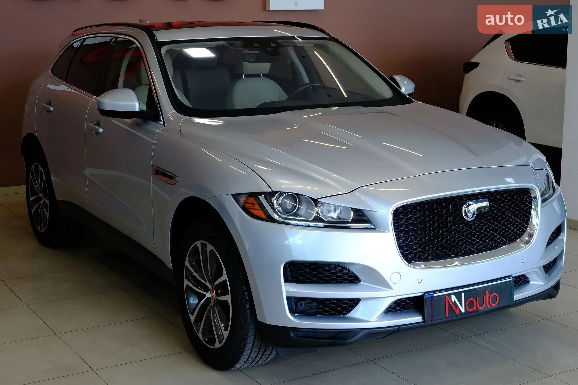 2018 Jaguar F-Pace - мініатюра 4