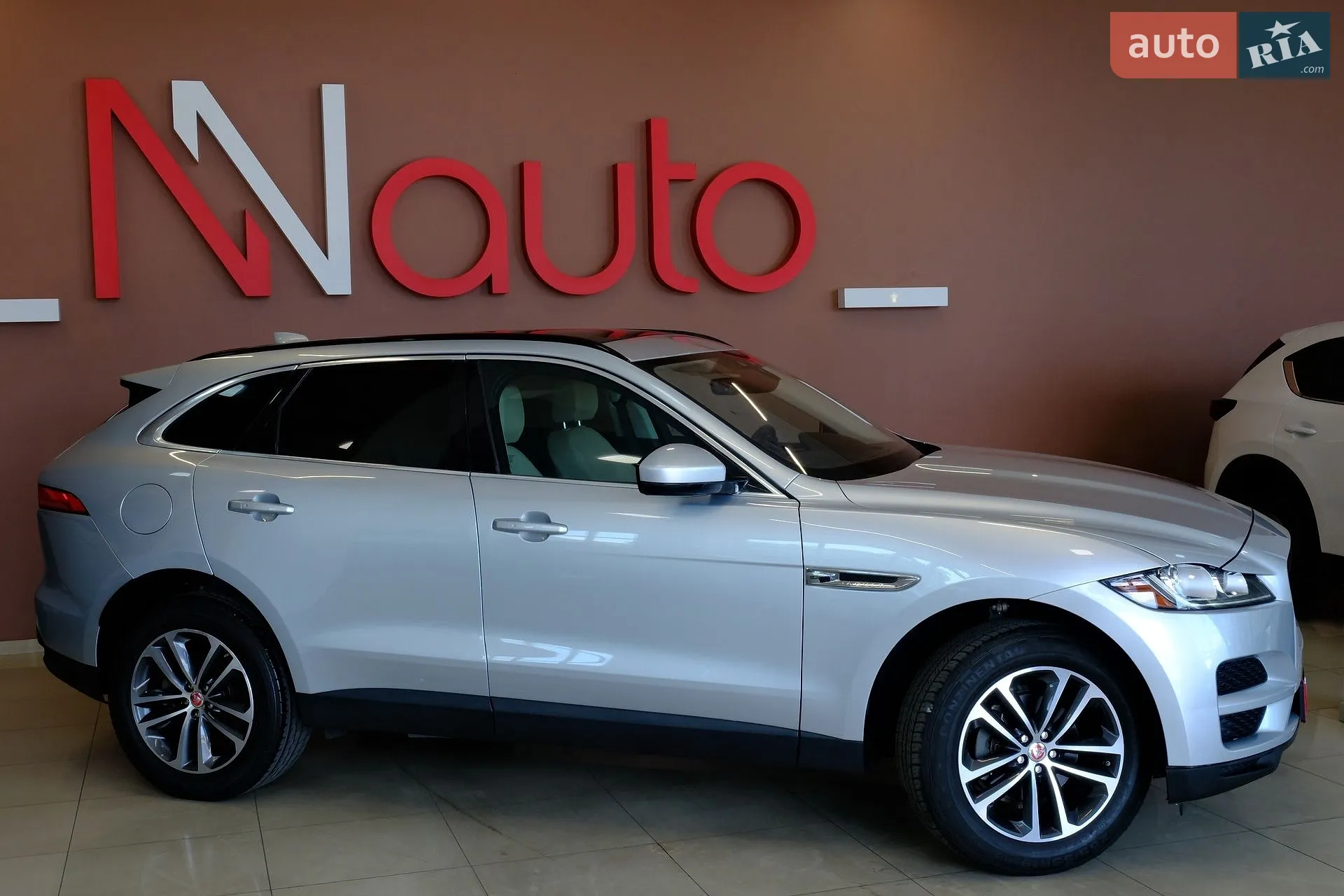 2018 Jaguar F-Pace - мініатюра 8