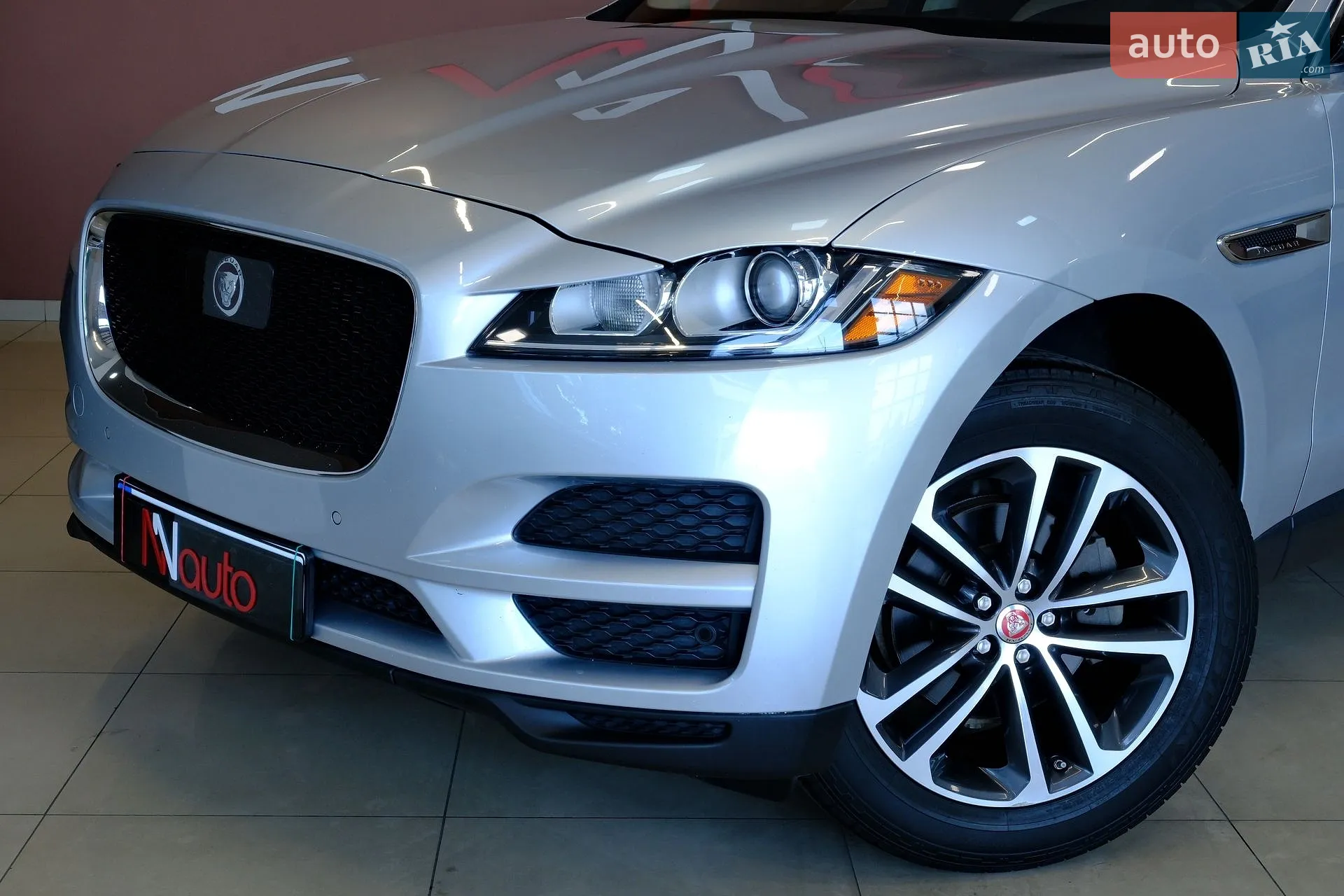 2018 Jaguar F-Pace - мініатюра 10