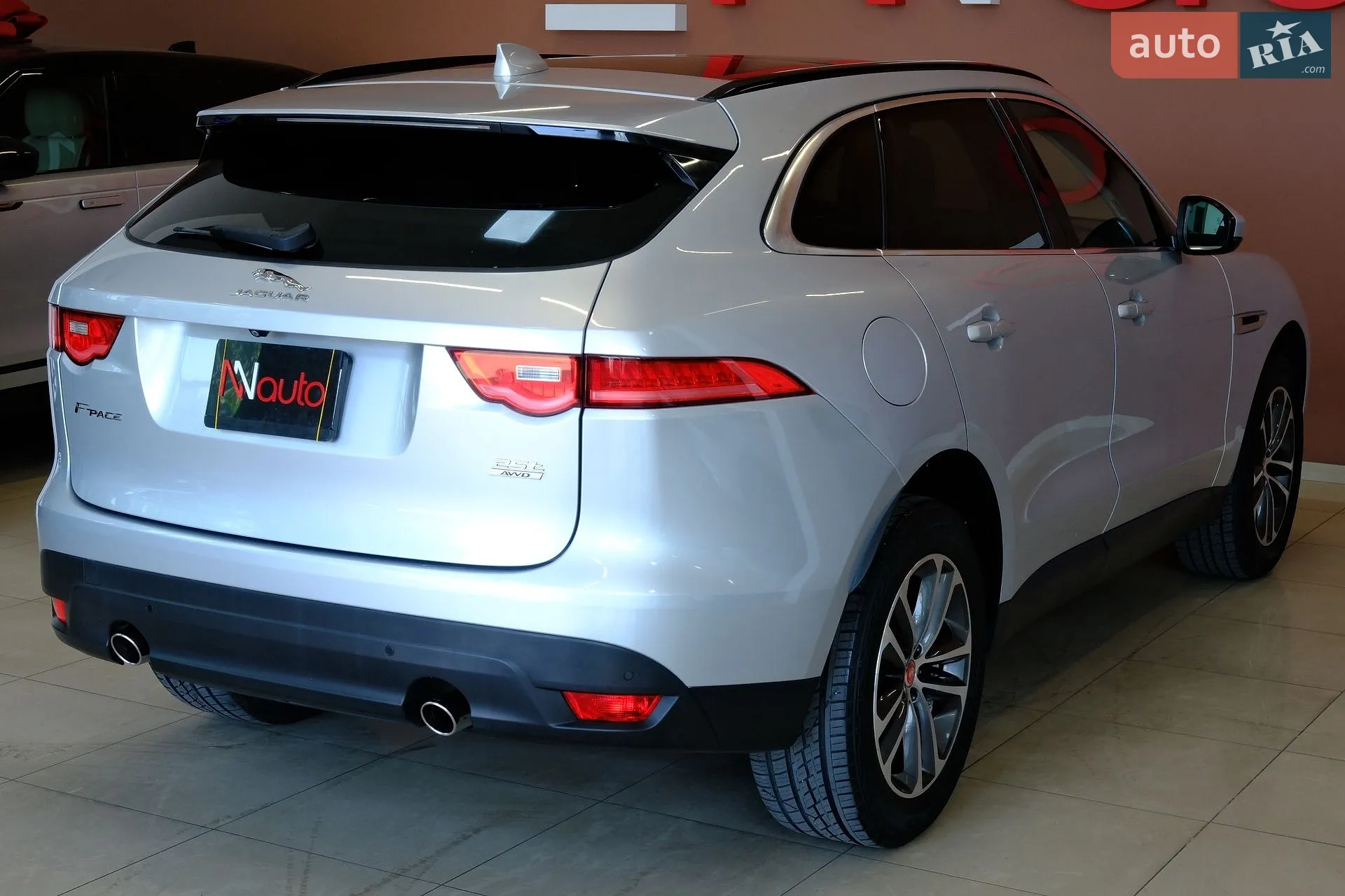 2018 Jaguar F-Pace - мініатюра 13