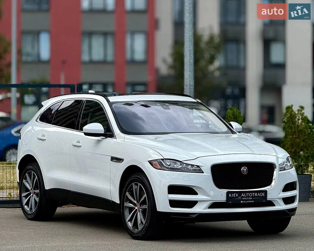 2017 Jaguar F-Pace - мініатюра 7