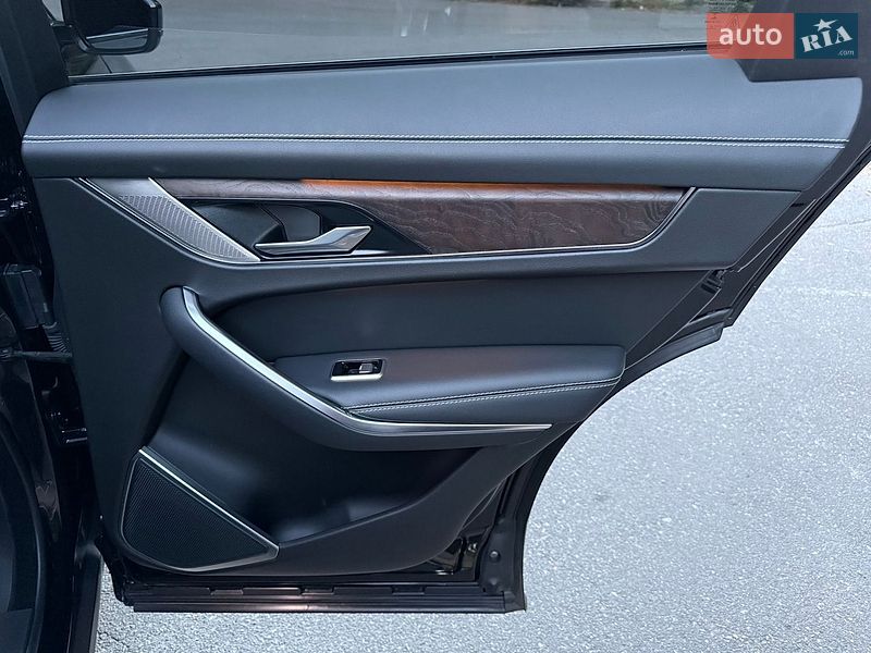 Внедорожник / Кроссовер Jaguar F-Pace 2021 в Киеве