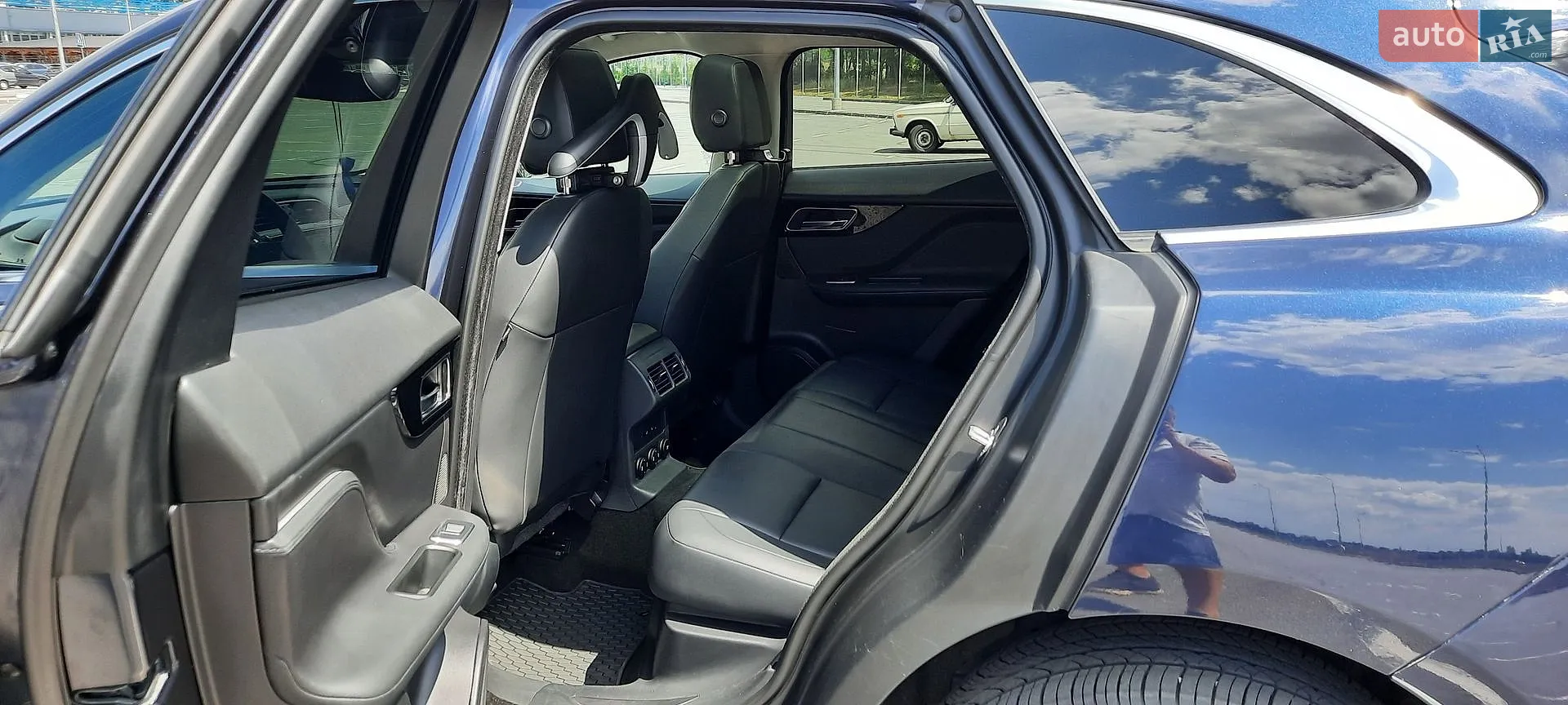 2019 Jaguar F-Pace - мініатюра 13