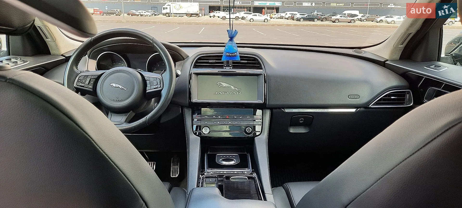 2019 Jaguar F-Pace - мініатюра 15