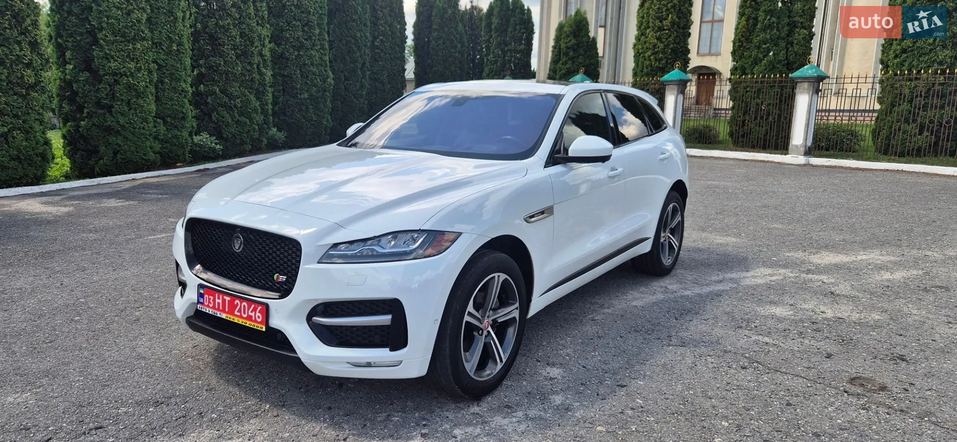 2017 Jaguar F-Pace - мініатюра 12