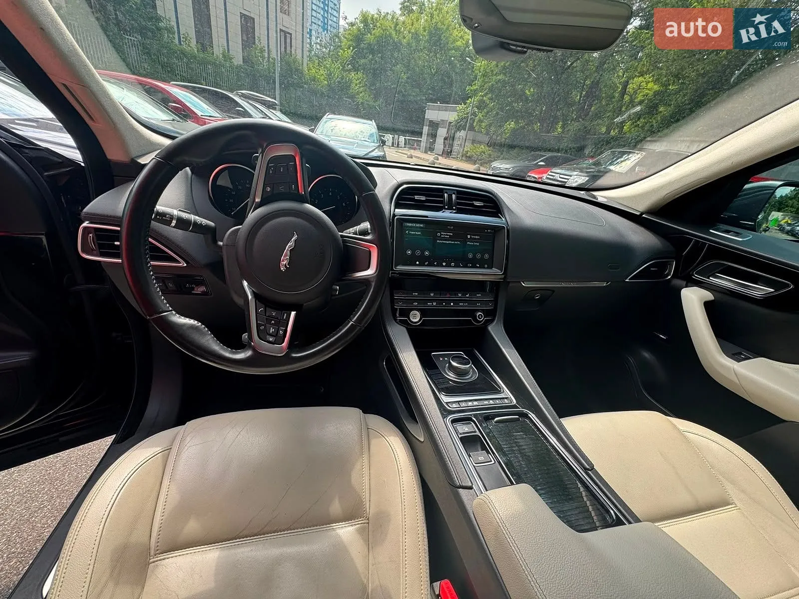 2019 Jaguar F-Pace - мініатюра 8