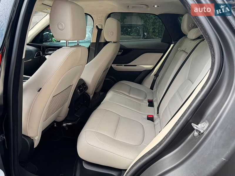 Позашляховик / Кросовер Jaguar F-Pace 2019 в Києві