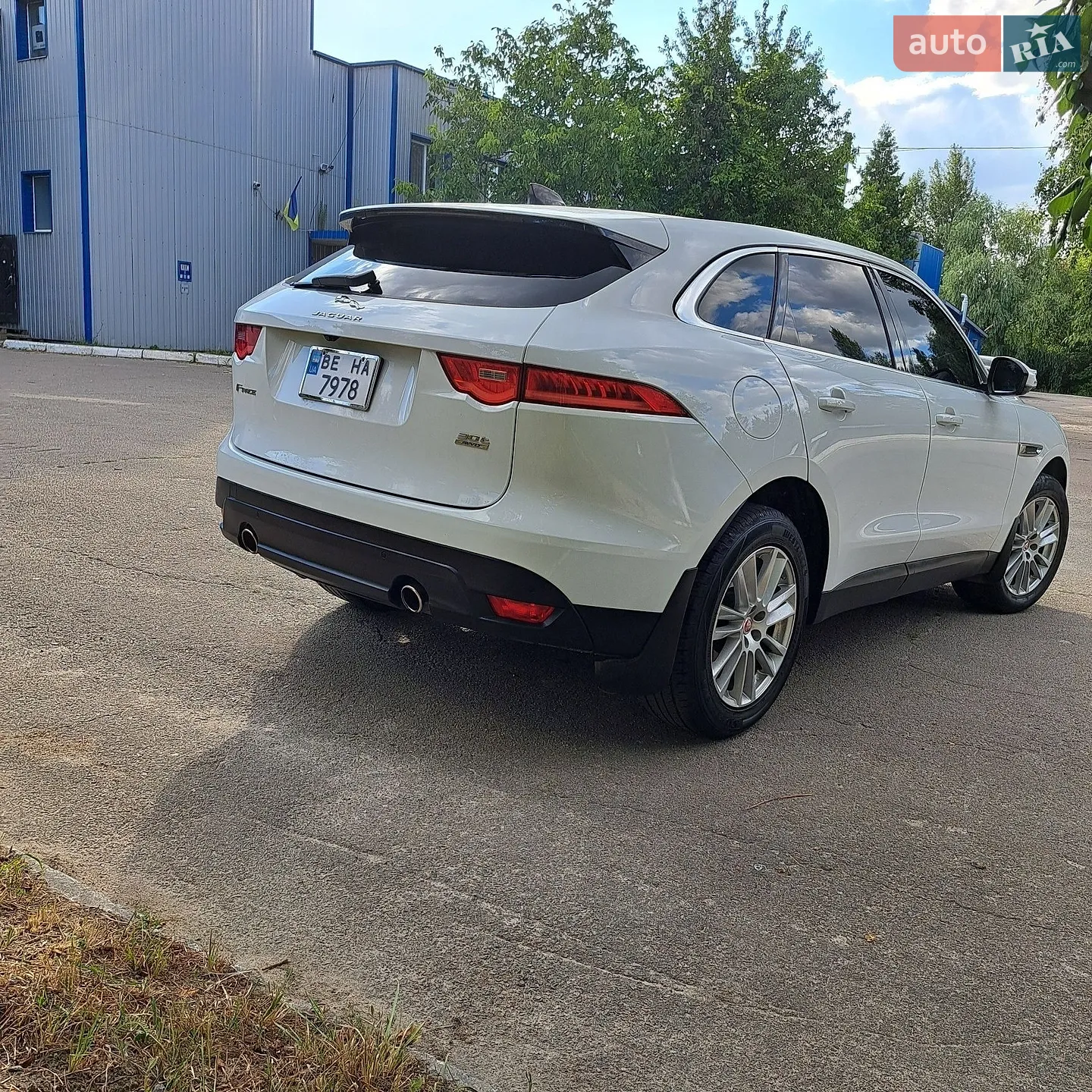 2019 Jaguar F-Pace - мініатюра 2