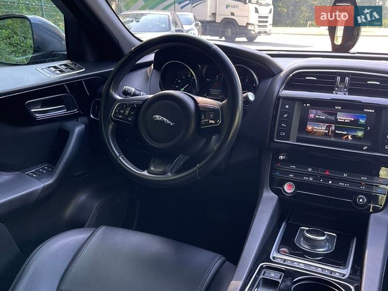 Позашляховик / Кросовер Jaguar F-Pace 2016 в Хмельницькому
