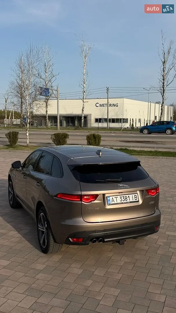 2016 Jaguar F-Pace - мініатюра 10