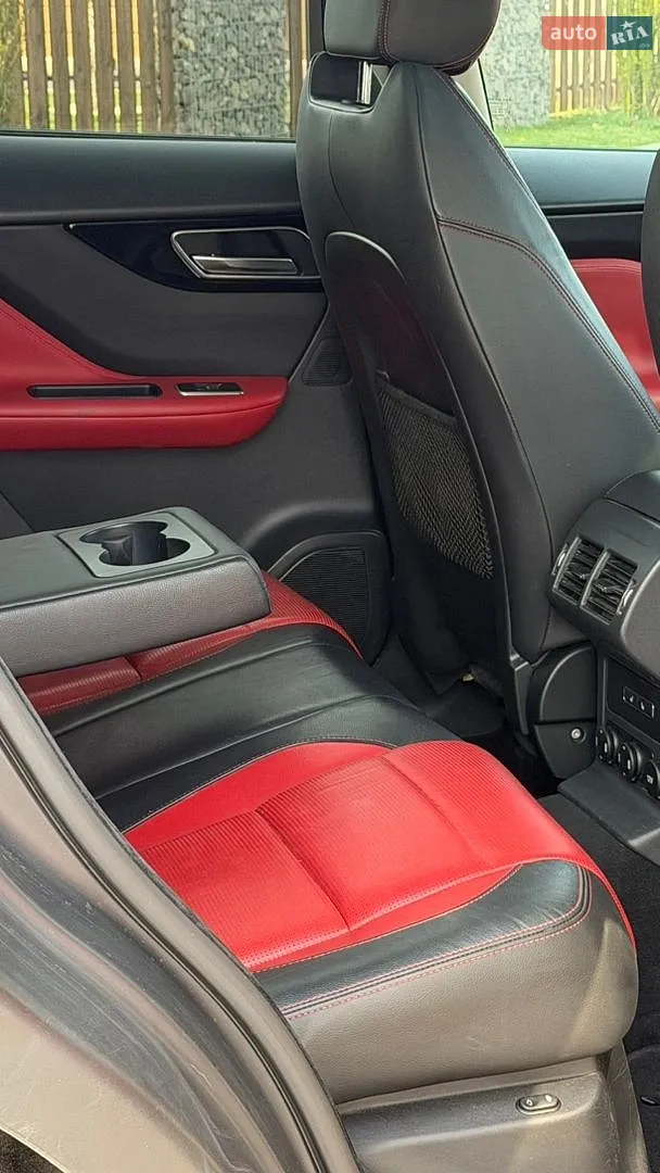 2016 Jaguar F-Pace - мініатюра 63