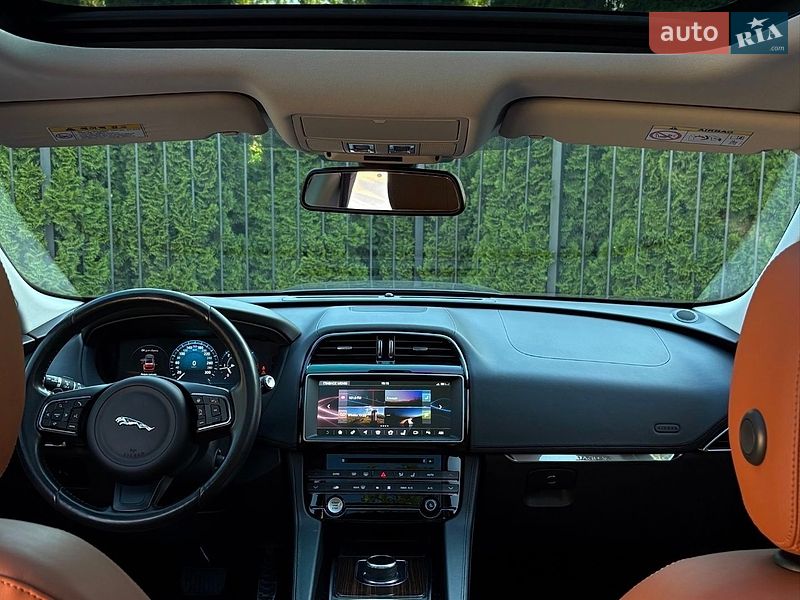 Внедорожник / Кроссовер Jaguar F-Pace 2016 в Одессе фото 8 Внедорожник / Кроссовер Jaguar F-Pace 2016 в Одессе