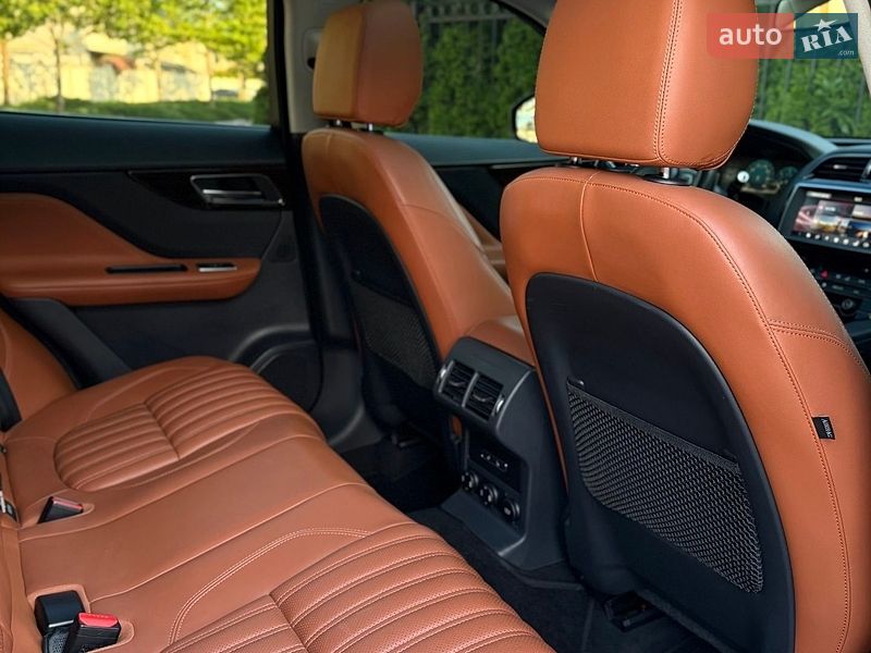 Внедорожник / Кроссовер Jaguar F-Pace 2016 в Одессе фото 14 Внедорожник / Кроссовер Jaguar F-Pace 2016 в Одессе