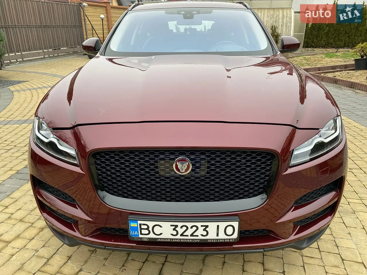 2016 Jaguar F-Pace - мініатюра 38