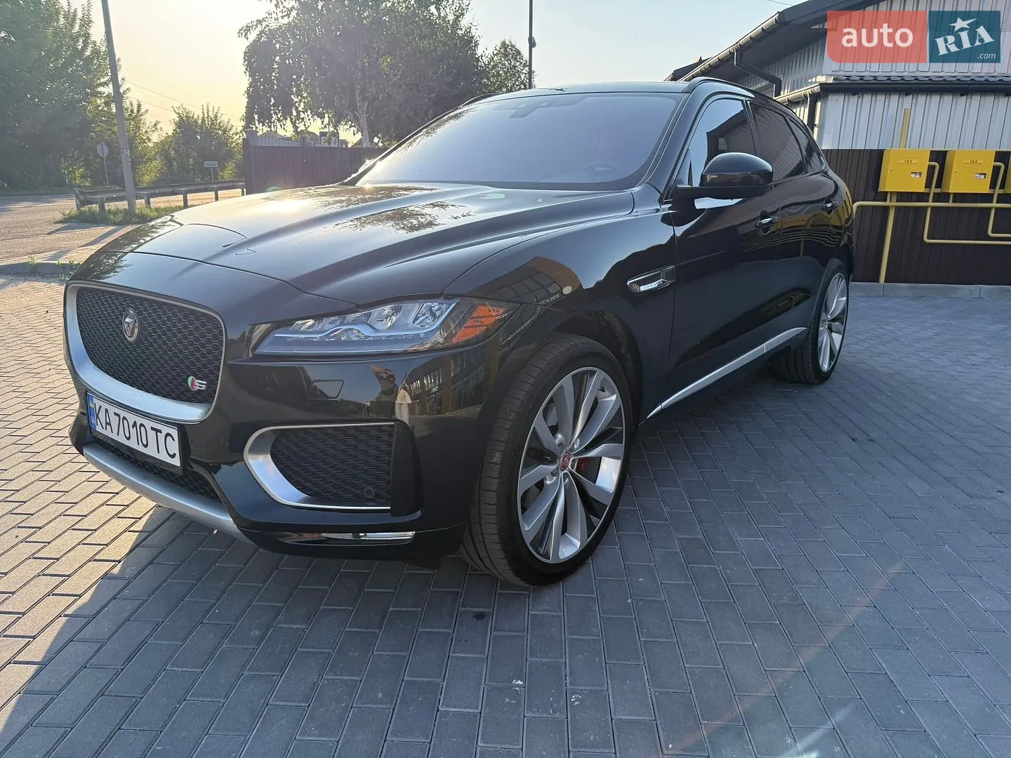 2018 Jaguar F-Pace - мініатюра 10