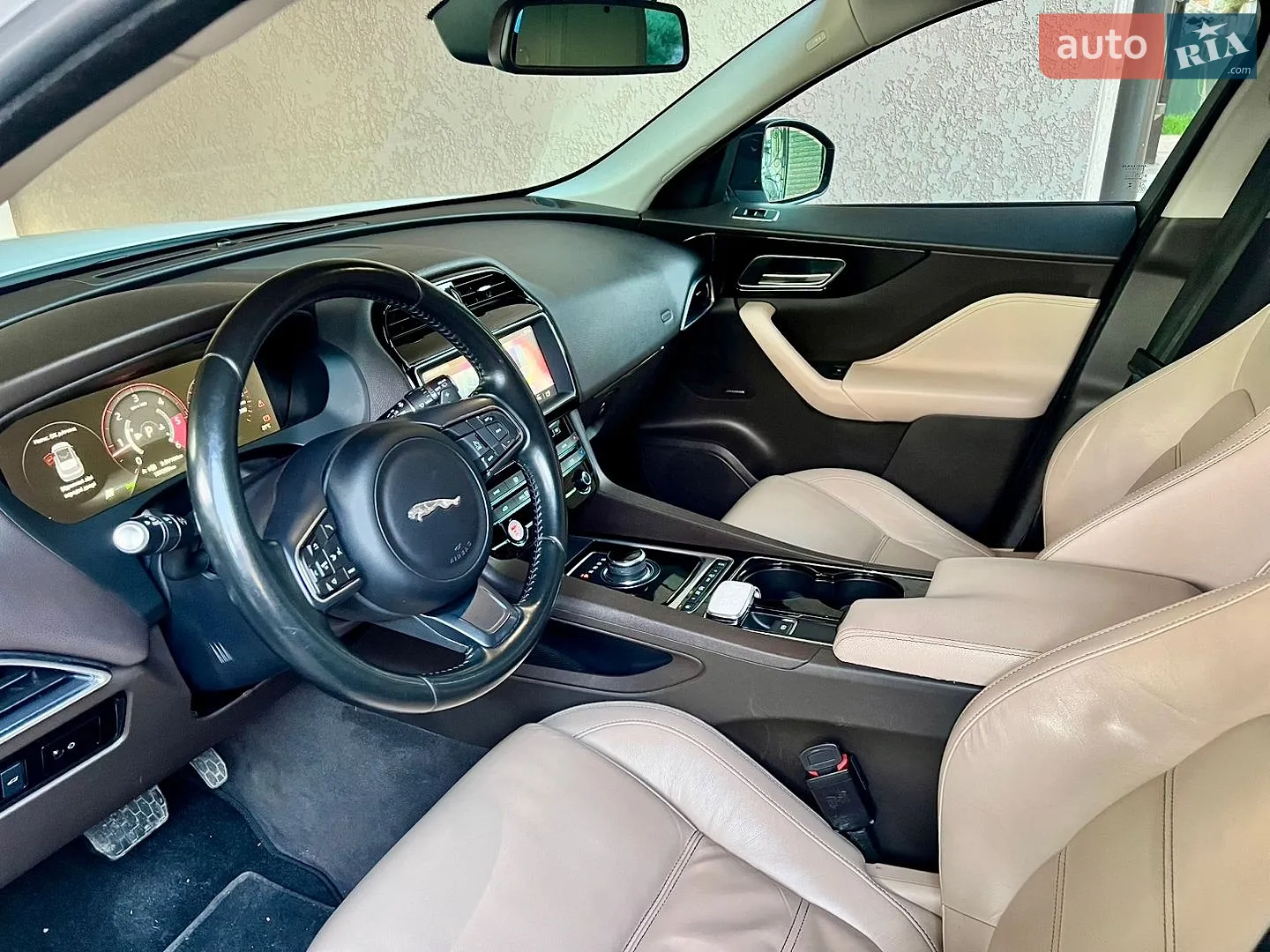 2016 Jaguar F-Pace - мініатюра 7