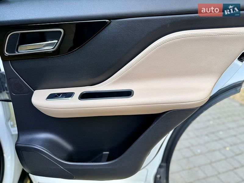 Позашляховик / Кросовер Jaguar F-Pace 2018 в Одесі